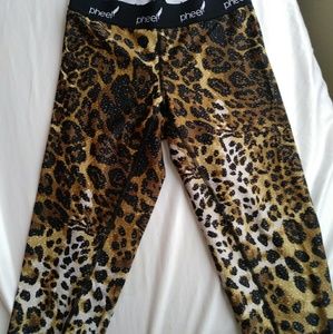 Pheel Capri Leggings